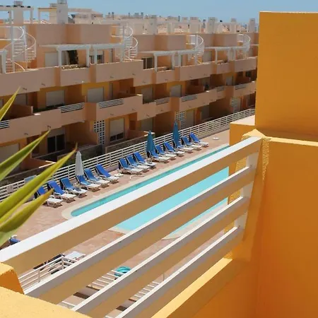 2 Bed 2 Bath Penthouse With Pool, Stunning Views From The Terrace * Conceicao (Faro)
