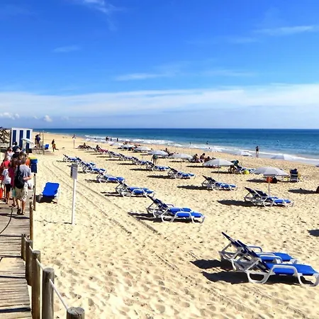 2 Bed 2 Bath Penthouse With Pool, Stunning Views From The Terrace Conceicao (Faro)