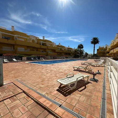 Apartment 2 Bed 2 Bath Penthouse With Pool, Stunning Views From The Terrace